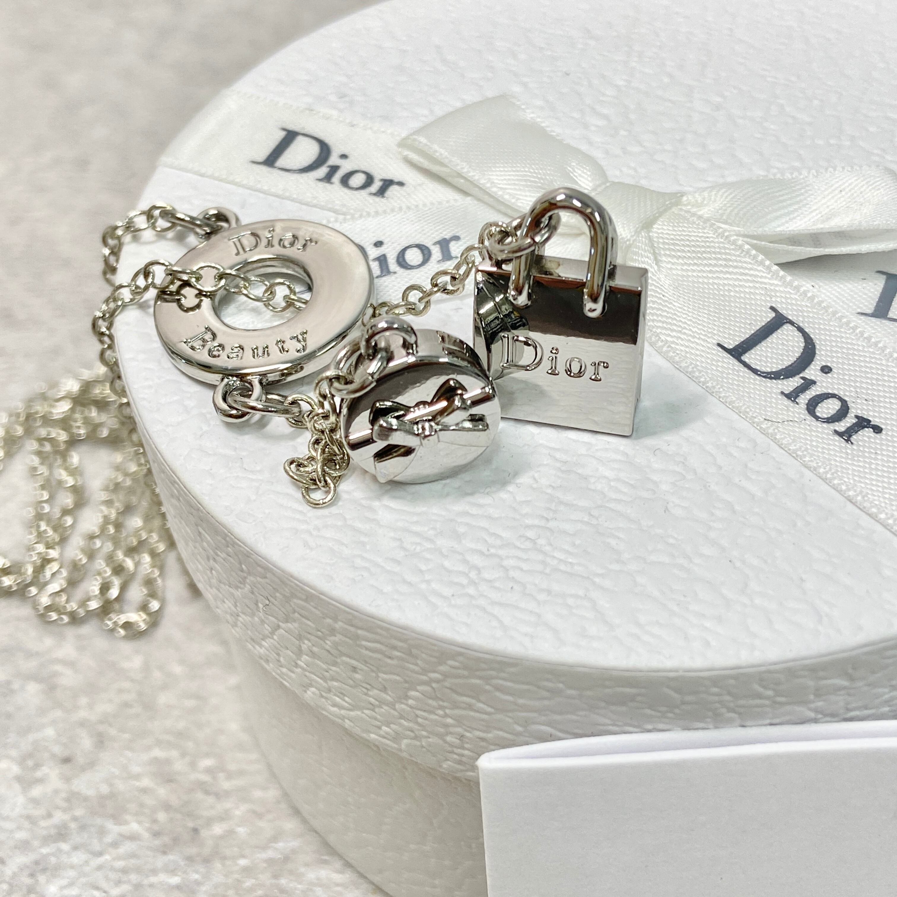 Christian Dior ディオール バッグモチーフ ロングネックレス シルバー