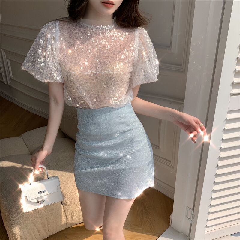 トップス レディース ブラウス シャツ プルオーバー 半袖 パフスリーブ バルーンスリーブ ラウンドネック シースルー 透け感 かわいい 大人可愛い きれいめ シンプル カジュアル 大人 上品 おしゃれ キュート ガーリー エレガント セクシー 送料無料 S M L XL ゆったり ホワイト シャンパン 春 夏 秋 謝恩会 10代 20代 30代 デート お出かけ 女子会 パーティー イベント 着回し 普段使い 韓国系 ファッション コーデ スタイル モテ トレンド 流行 インスタ映え ラメ スパンコール