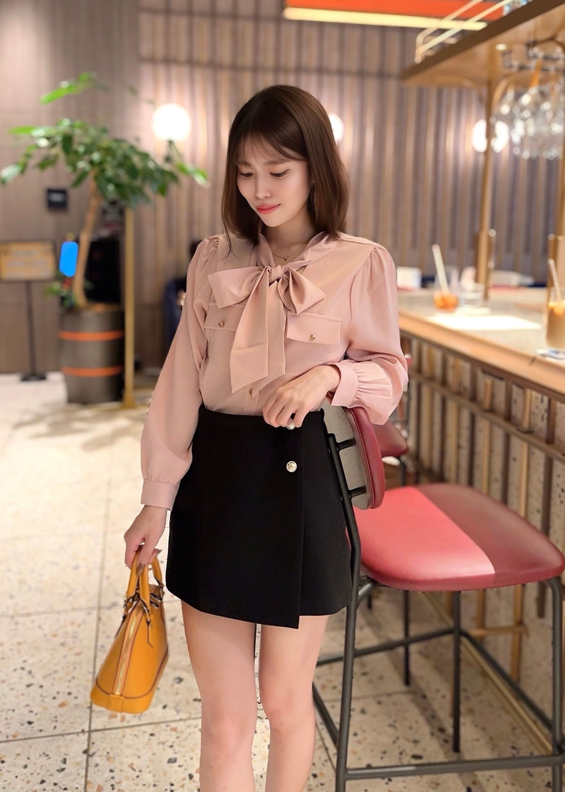 ゴールドボタンリボンブラウス2色