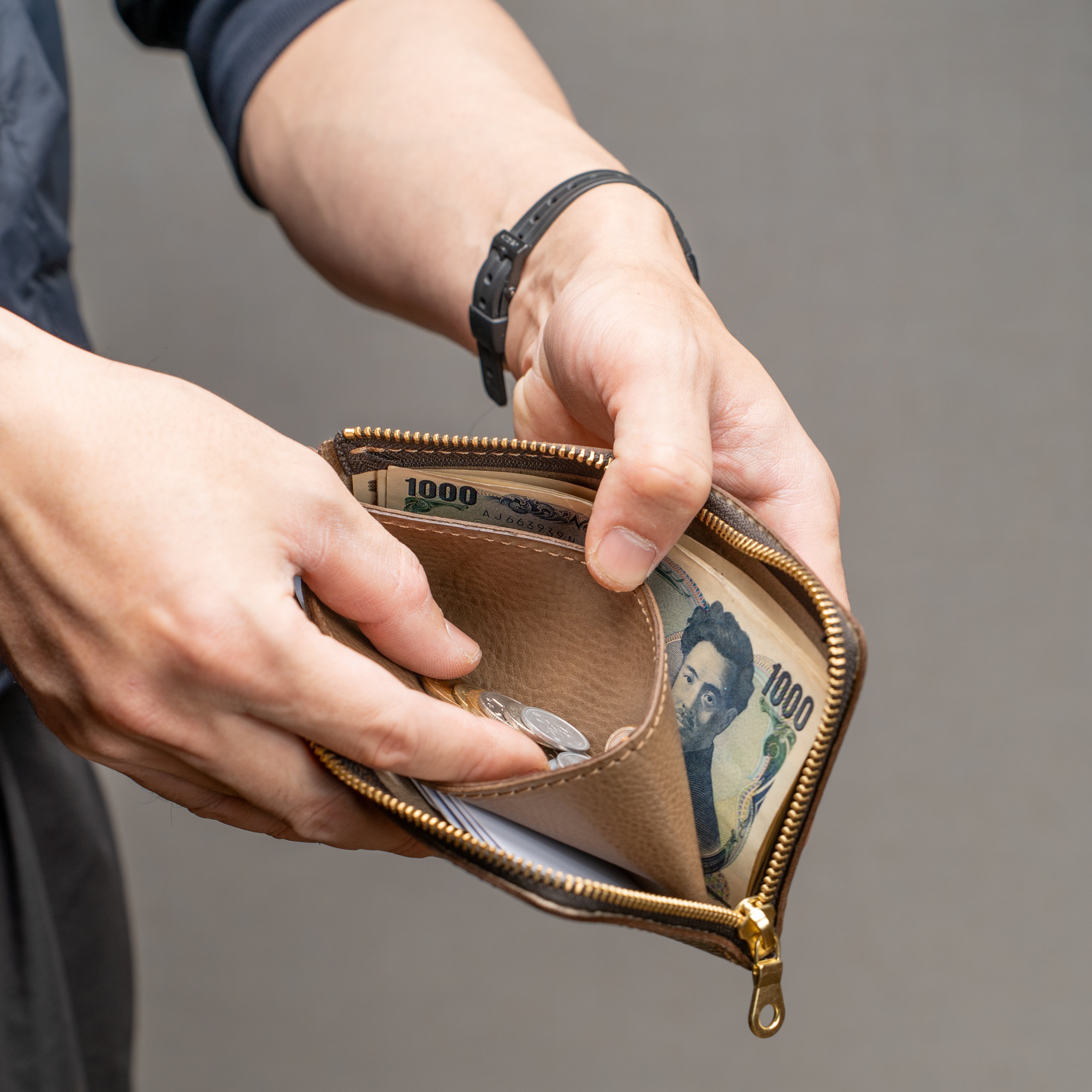 zip medium wallet | FAVOREKA