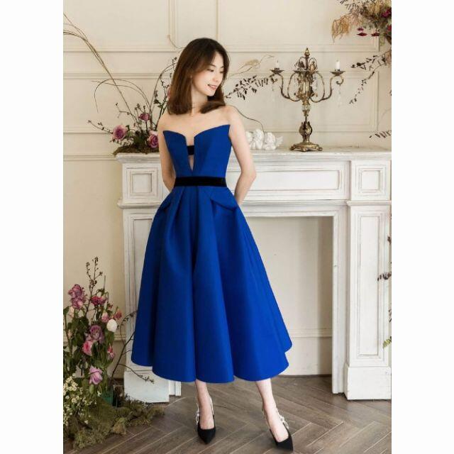 上品！ パーティードレス ミモレ丈 青/ブルー ベアトップ 可愛い  