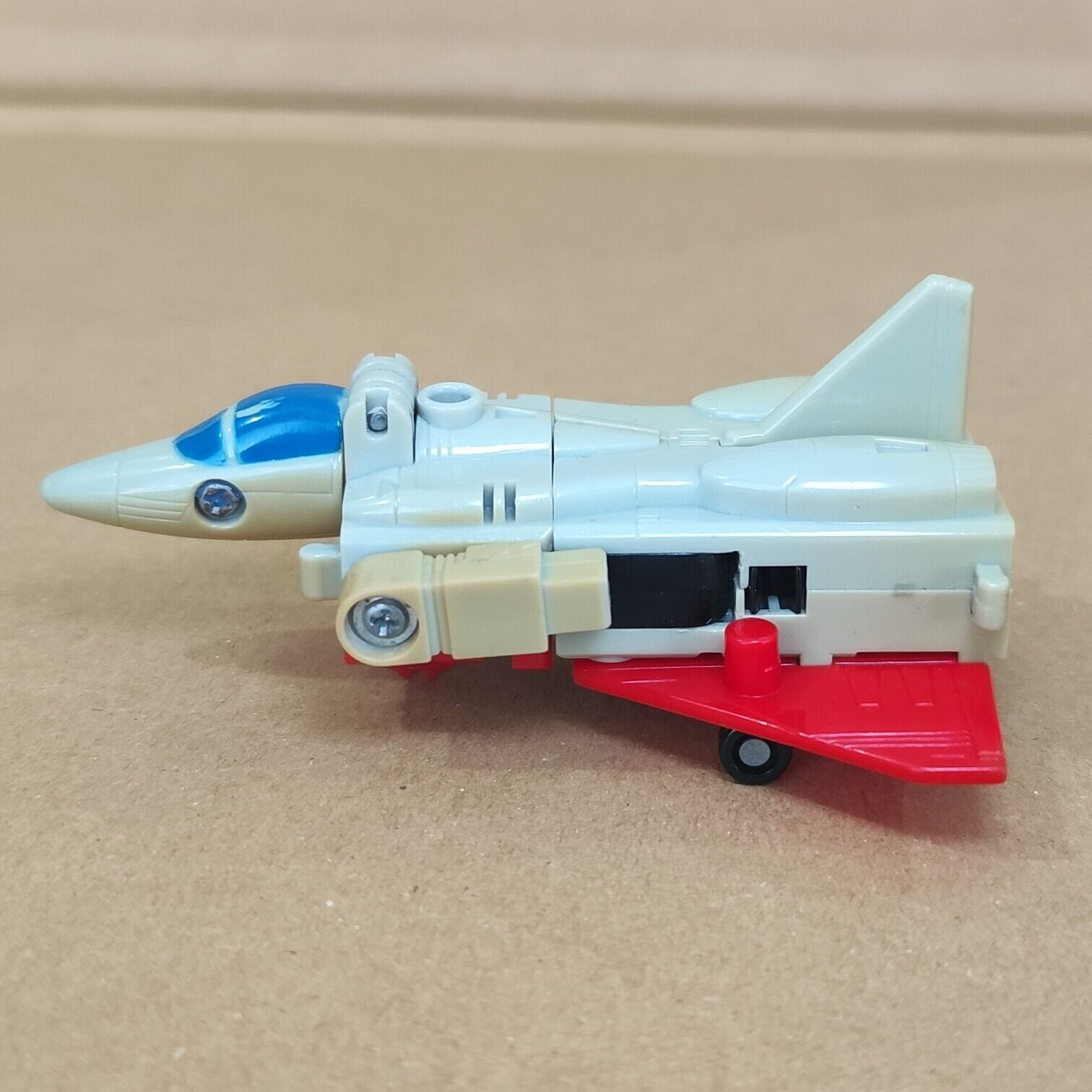 ジャンク品】トランスフォーマーG1 ランドクロス ウィング パーツ欠品