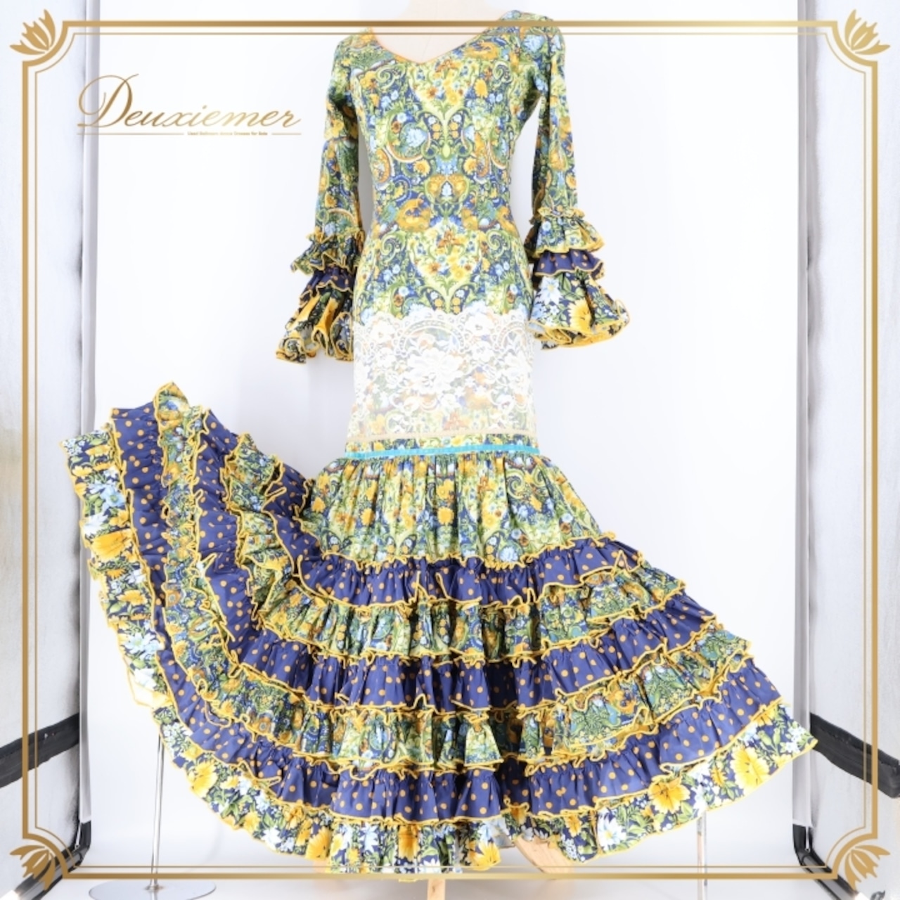 フラメンコ 衣装 ワンピース ドレス ボランテ フリル レース CANELA PURA 柄 模様 緑 紺 青 水玉 花柄 グリーン系 ネイビー系 フリルスリーブ ボリューム 大きい袖 豪華 デザイン しっかりした生地 衣装用 レディース