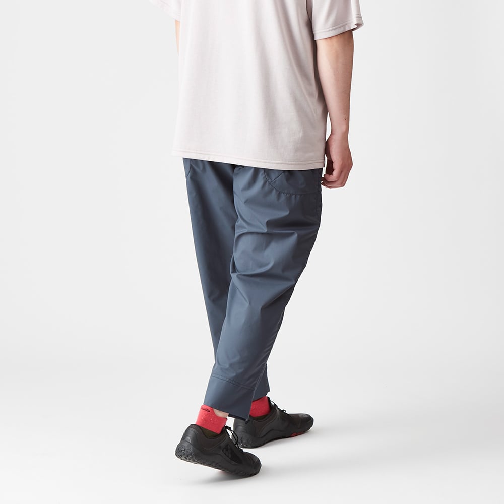 軽くてサラサラなパンツ | 01. Outdoor & Life Shop
