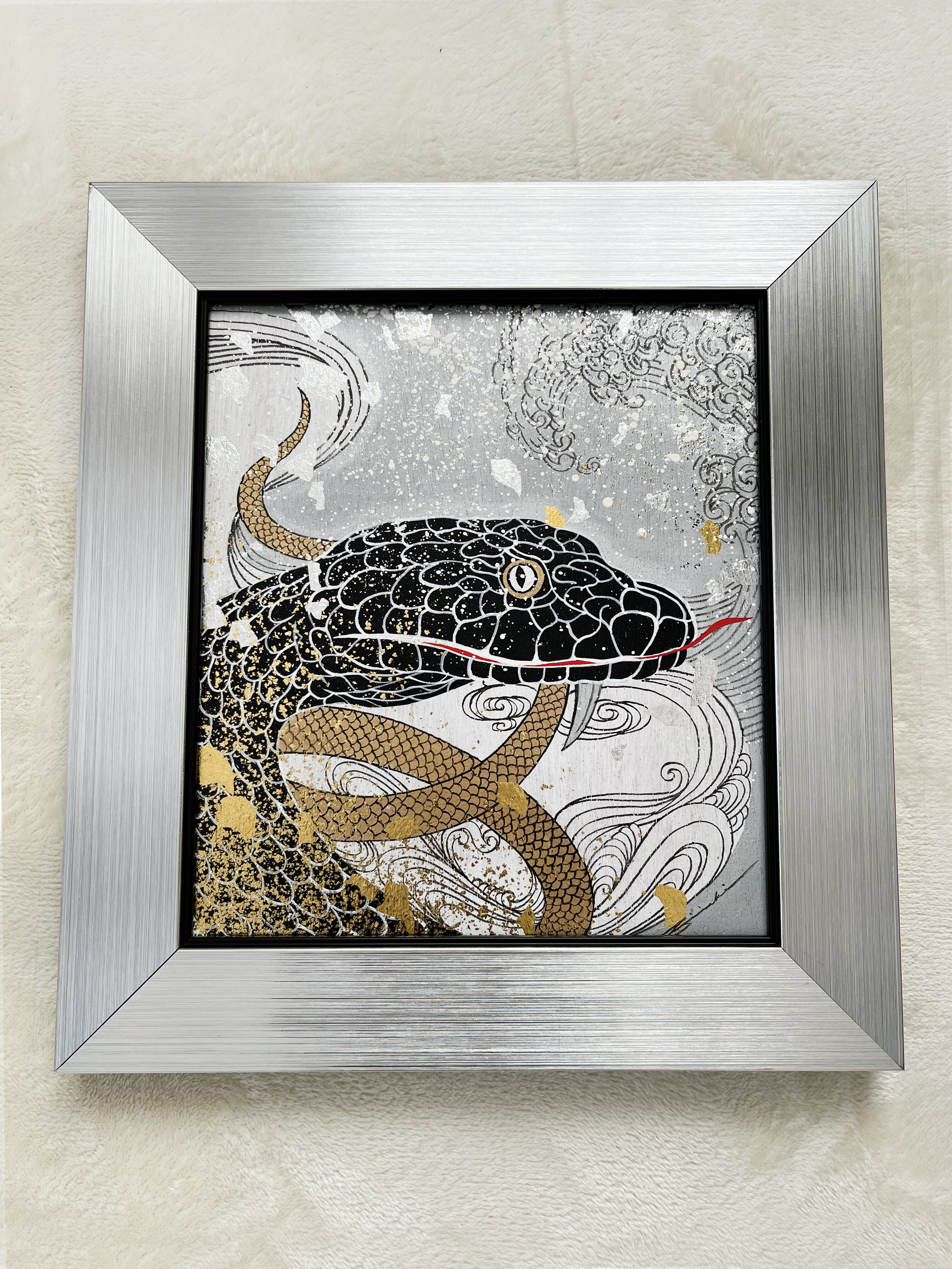 上品な額縁     白い柄布(雲龍) 上品な額縁 白い柄布(雲龍)