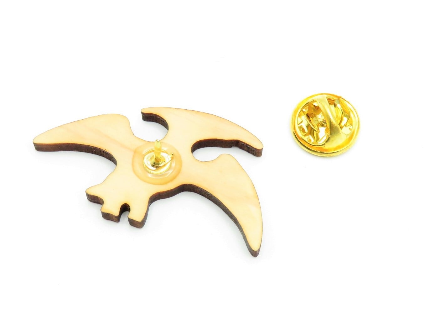 福井県産ひのきの恐竜ピンバッジ | 福井勝山お土産オンラインショップ