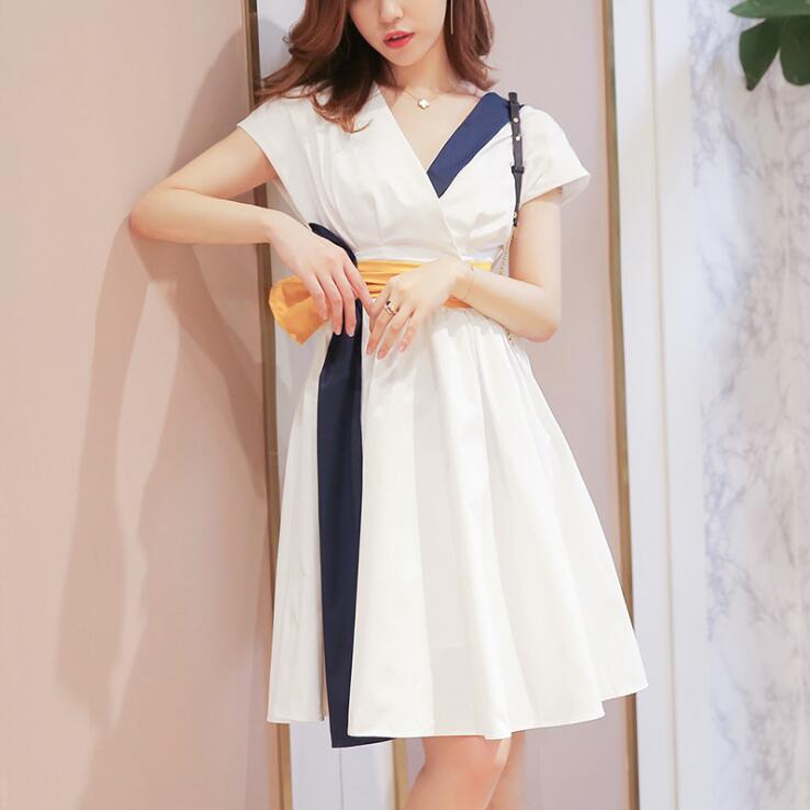 Vネックワンピース 半袖 Aライン フレアワンピース バイカラー
