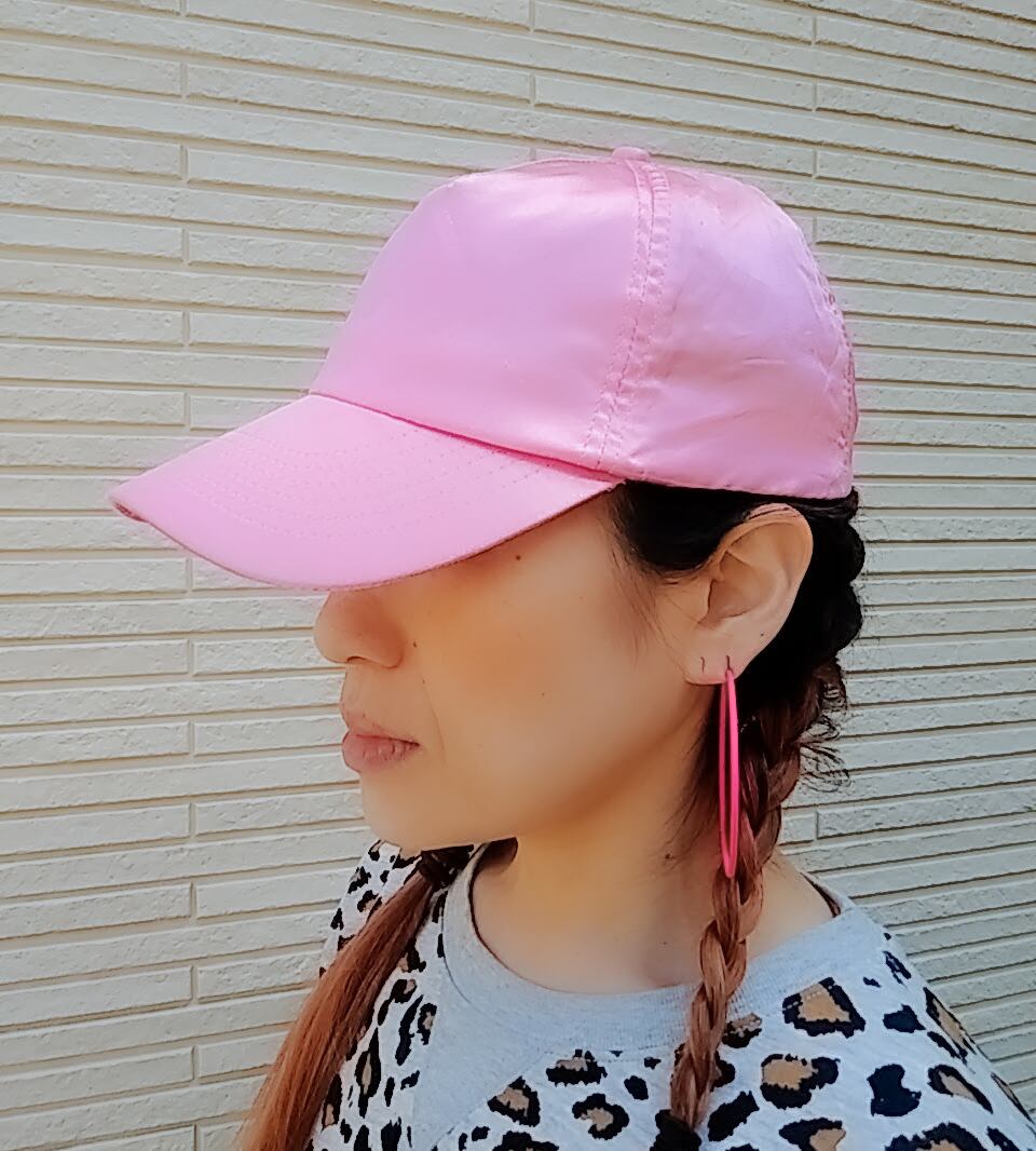 サテンキャップ ネオンピンク 帽子 ネオンカラー ベースボールキャップ フリーサイズ ダンス クラブ フェス イベント