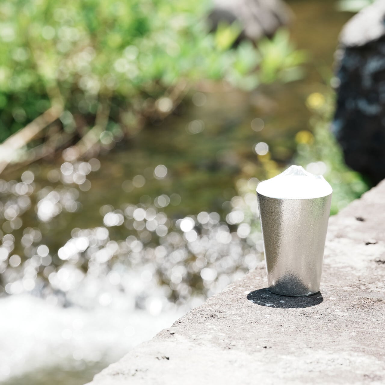 富士山をモチーフにした錫のビールグラス》泡雲タンブラー（2個セット