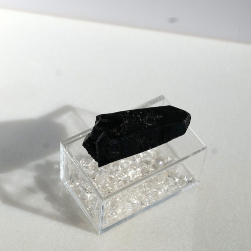 【最強の守護と浄化で人生を立て直す黒の結界】モリオンポイント G7_6