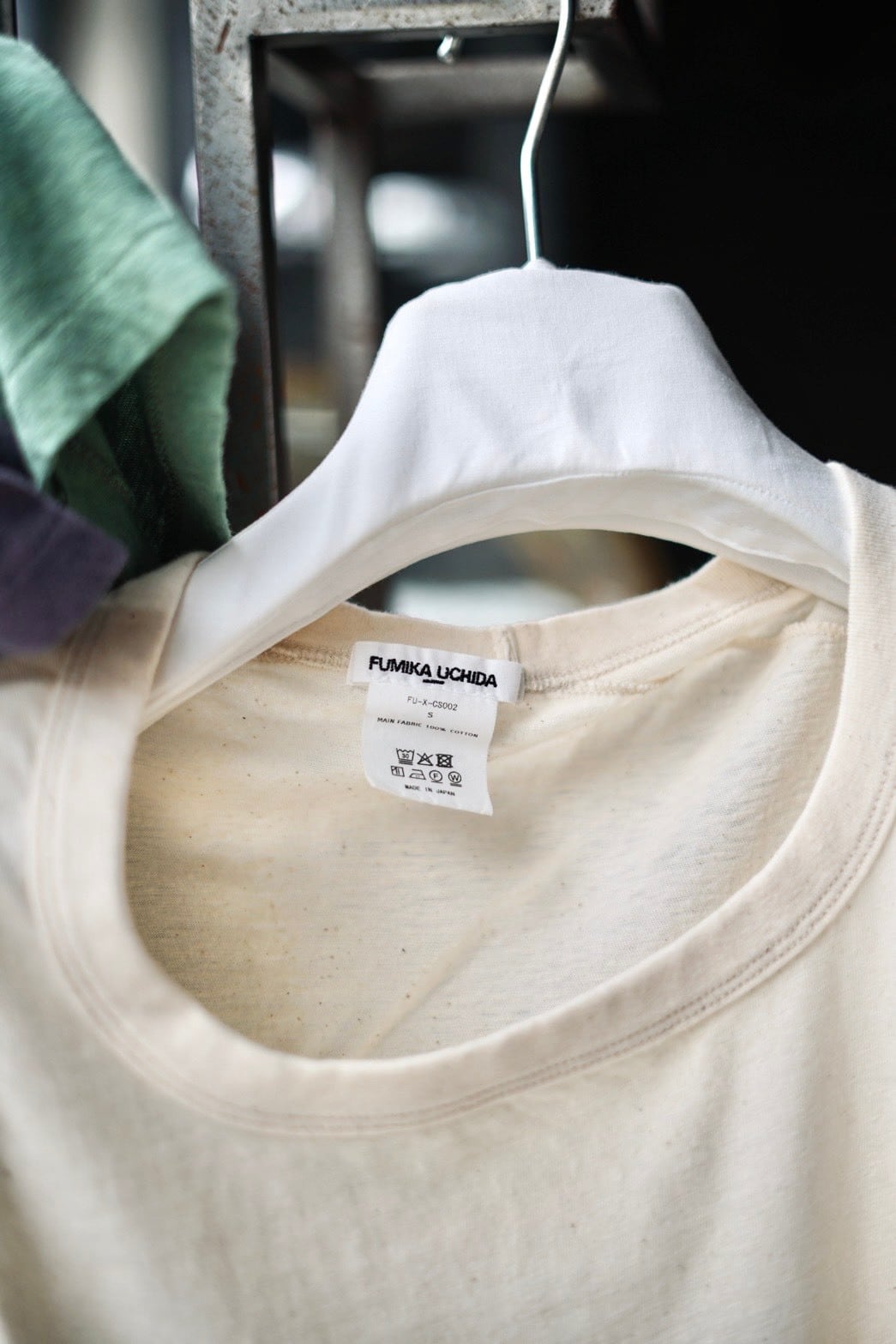 FUMIKA_UCHIDA / Trapezoid neck T-shirt (CORAL , IVORY , NAVY