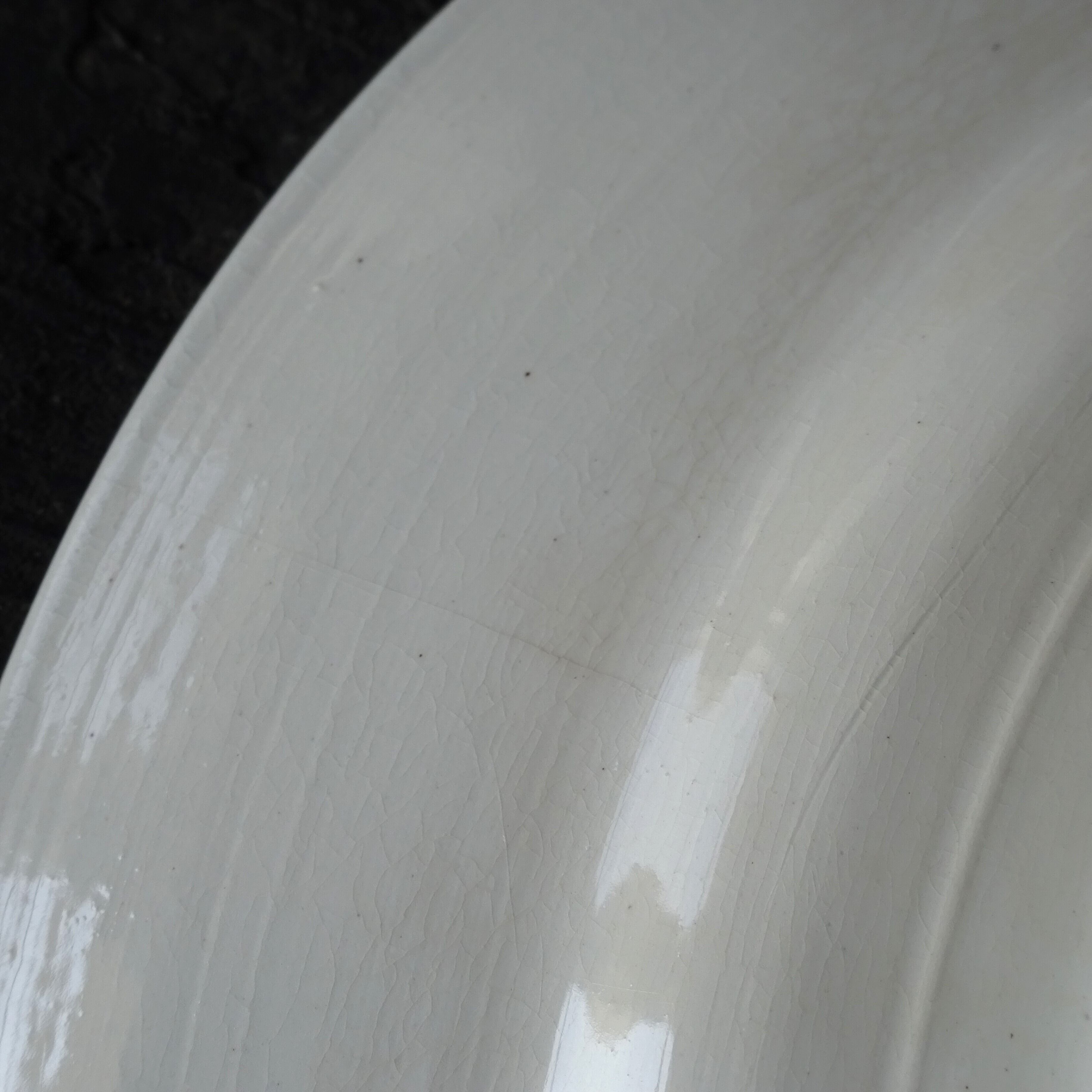 T.F. Badonviller  modèle《ROSES》Assiette à pied