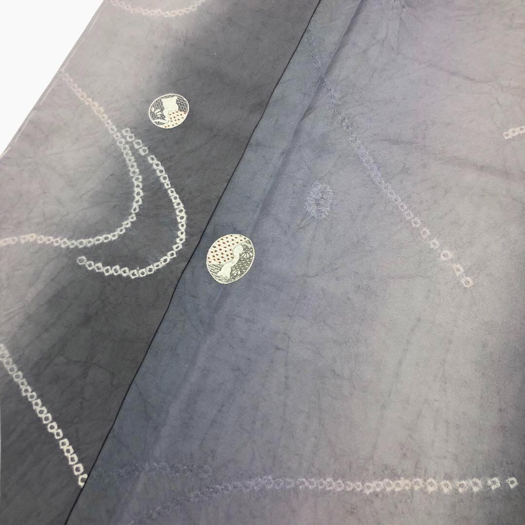 小紋 おぼろ小紋 蘇州刺繍 丸に猫柄 藤色 ガード加工 しつけ糸 K 小紋 おぼろ小紋 蘇州刺繍 丸に猫柄 藤色 ガード加工 しつけ糸 K