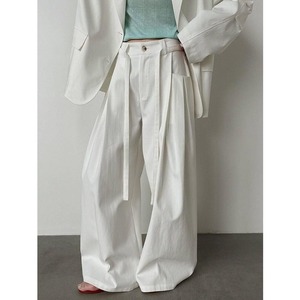 side pleated wide volume pants