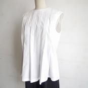 SINME ワイドタックノースリーブシャツ