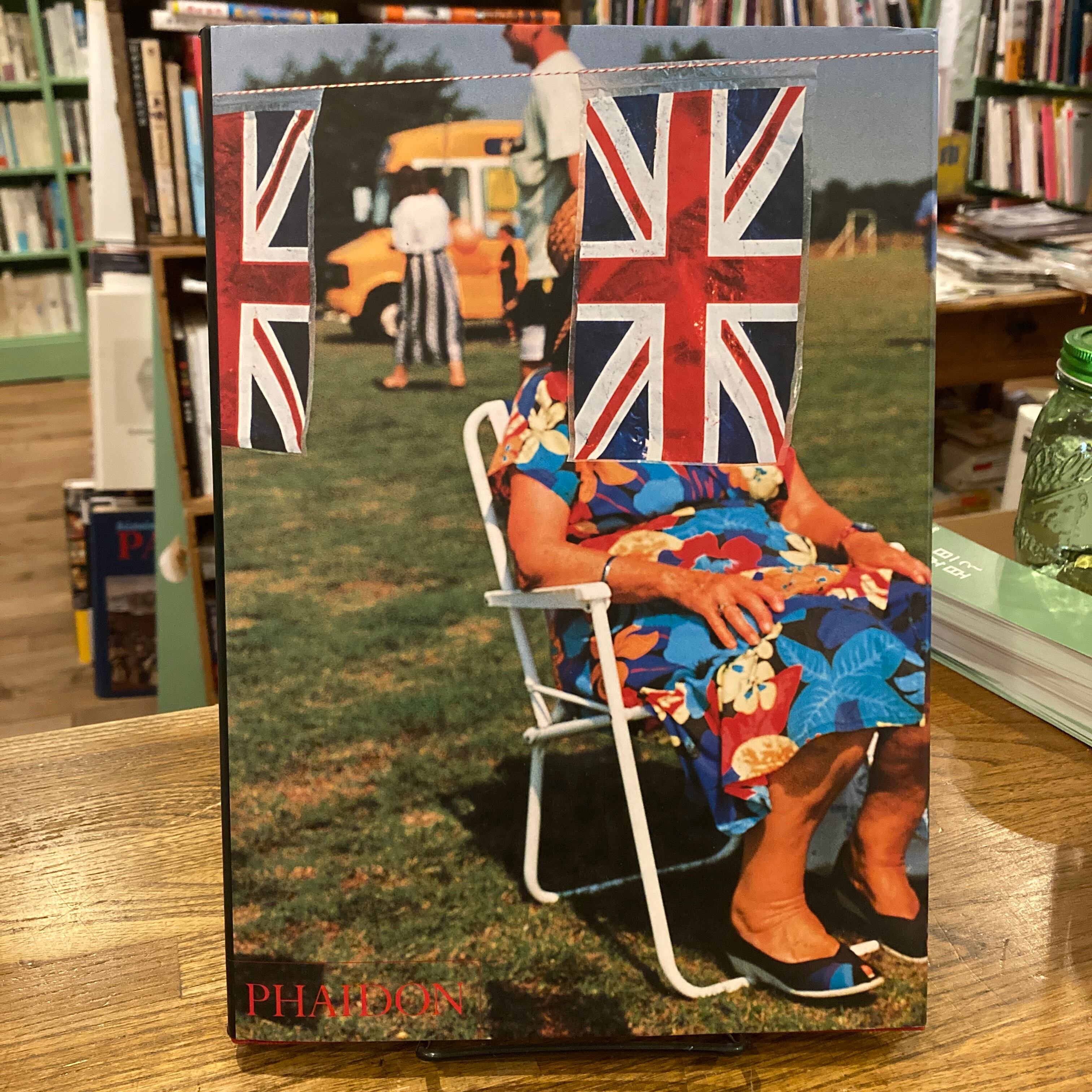 Think Of England / Martin Parr | 百年