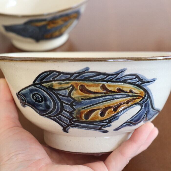 やちむん 陶眞窯 どんぶり 魚紋 / [Yachimun] Noodle bowl ''Fish