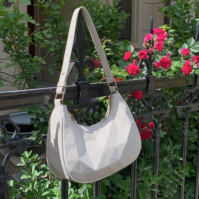 ワンショルダーサマーレッド 夏物 Tiancai_Wing_Bag3424252403