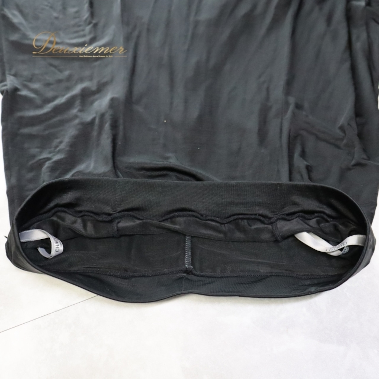 社交ダンス 衣装 ツーピース ブラック系 チャコット Chacott 無地 シンプル 黒 伸縮 ストレッチ セットアップ 上下セット 上品 日本製 パーティー かわいい ダンス衣装 イベント ステージ