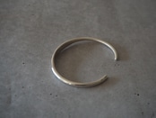 Karen silver simple bangle