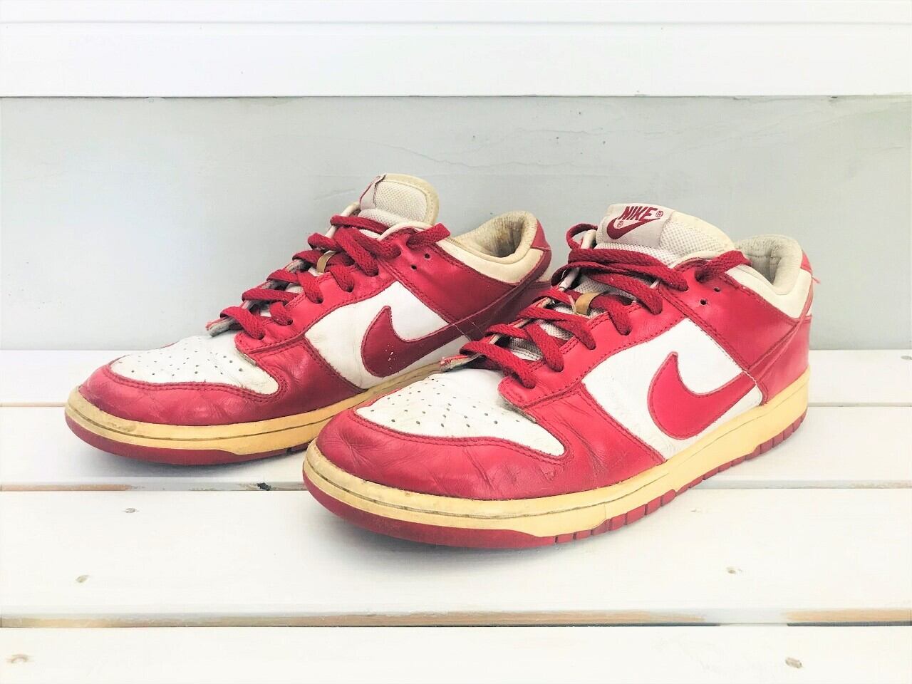 2004 NIKE DUNK LOW WHITE/VARSITY RED
