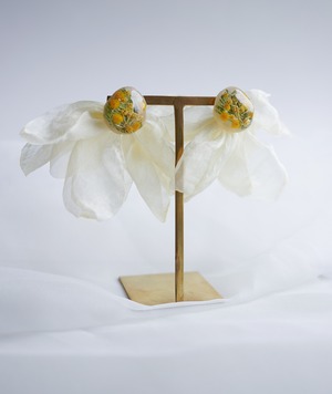 【春限定】ミモザのレジンフラワーとシフォンの2wayピアス