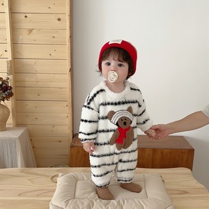 【BABY】クマ柄もこもこボーダーロンパース