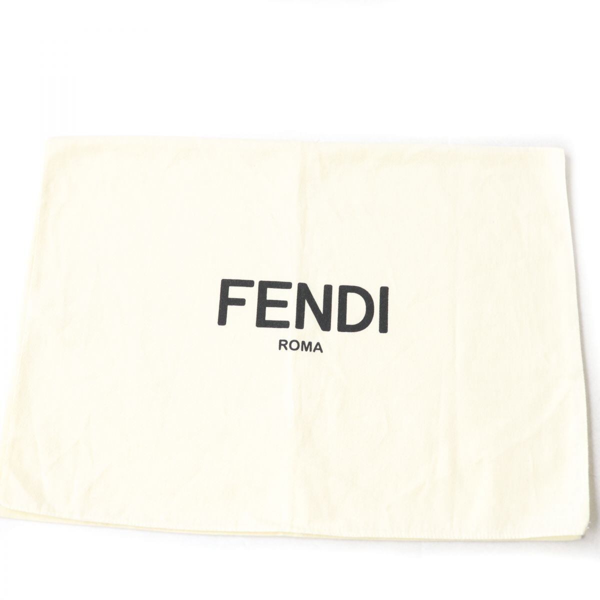 ✨FENDI クロップドロゴ スウェット XXS 白 FENDI ロゴホワイトクロップド丈スウェット コレクション 美品☆FENDI