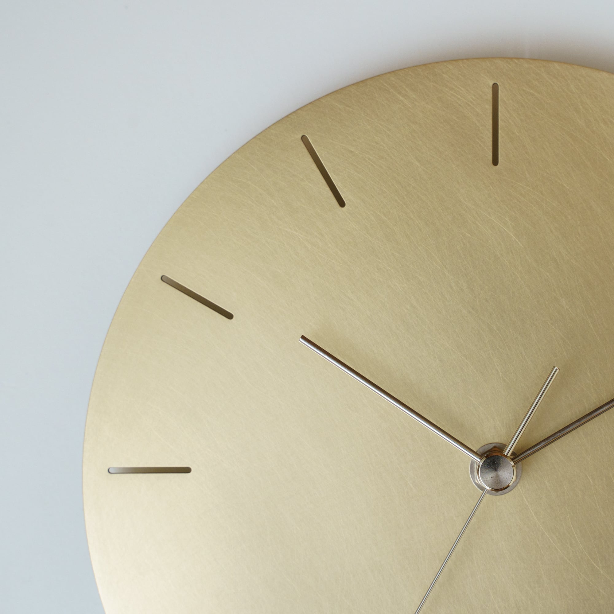 【値下げ】KUMIJI 壁掛け時計 ステンレス KUMIJI | 壁掛け時計−タイプ2 / アルミニウム minimal wall