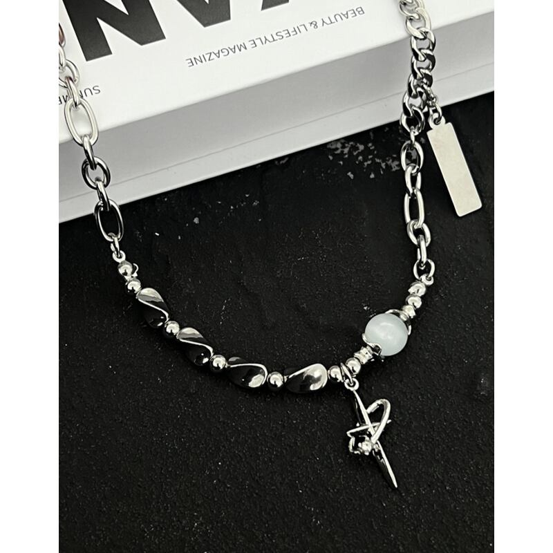 metal chain and cross charm necklace mr0523