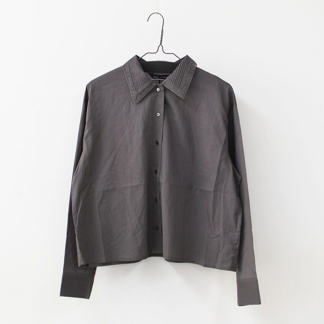 美品 24SS mizuiro ind ミズイロインド pin tuck N/S shirt フレンチスリーブ ピンタックシャツ ブラウス 2-230075 ブルー レディース 古着 中古 USED mizuiro ind(ミズイロインド) / ノースリーブブラウス/2-230075