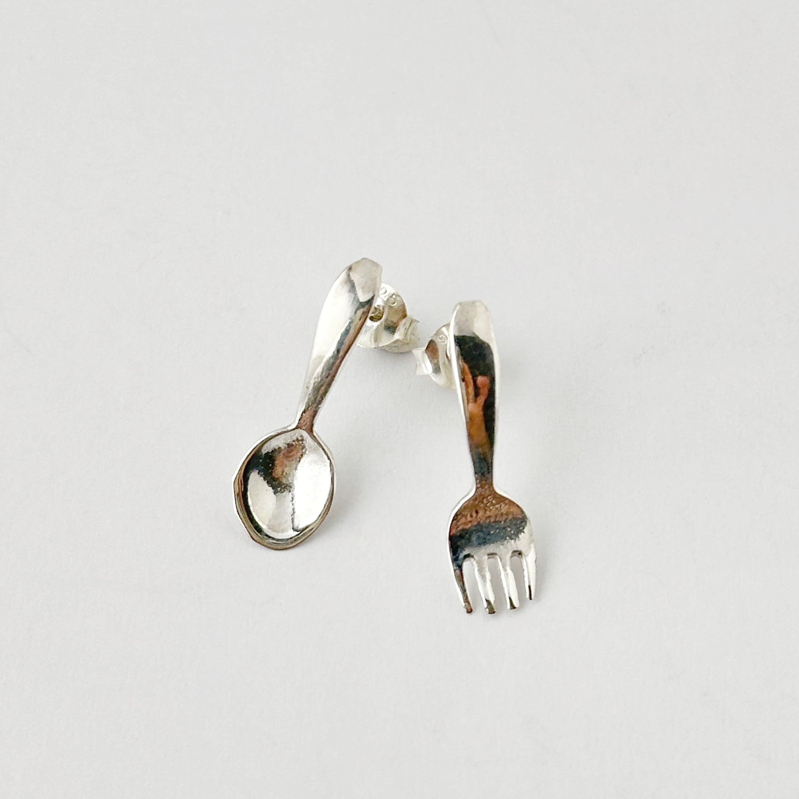 654d9261174e372c788f6b8f53ccd9