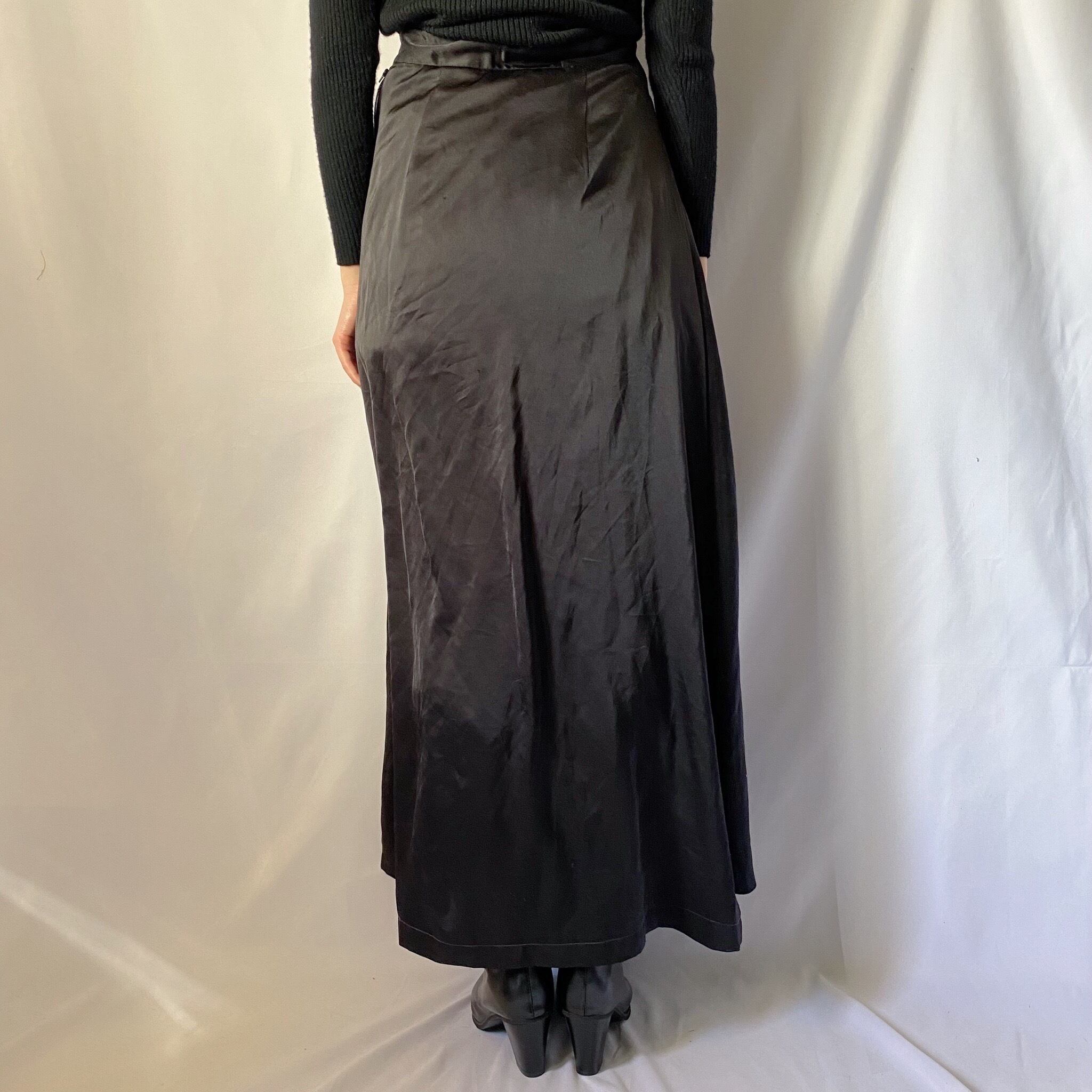 ブラックデザインロングスカート