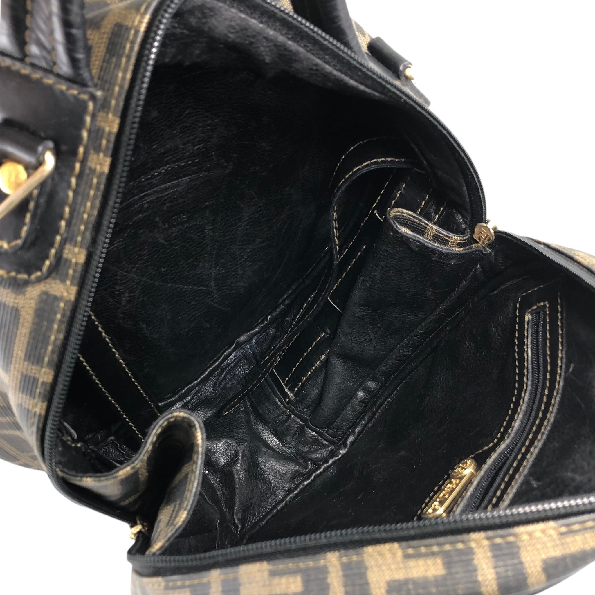 FENDI フェンディ ズッカ柄 ハンドバッグ ブラック PVC ラウンド