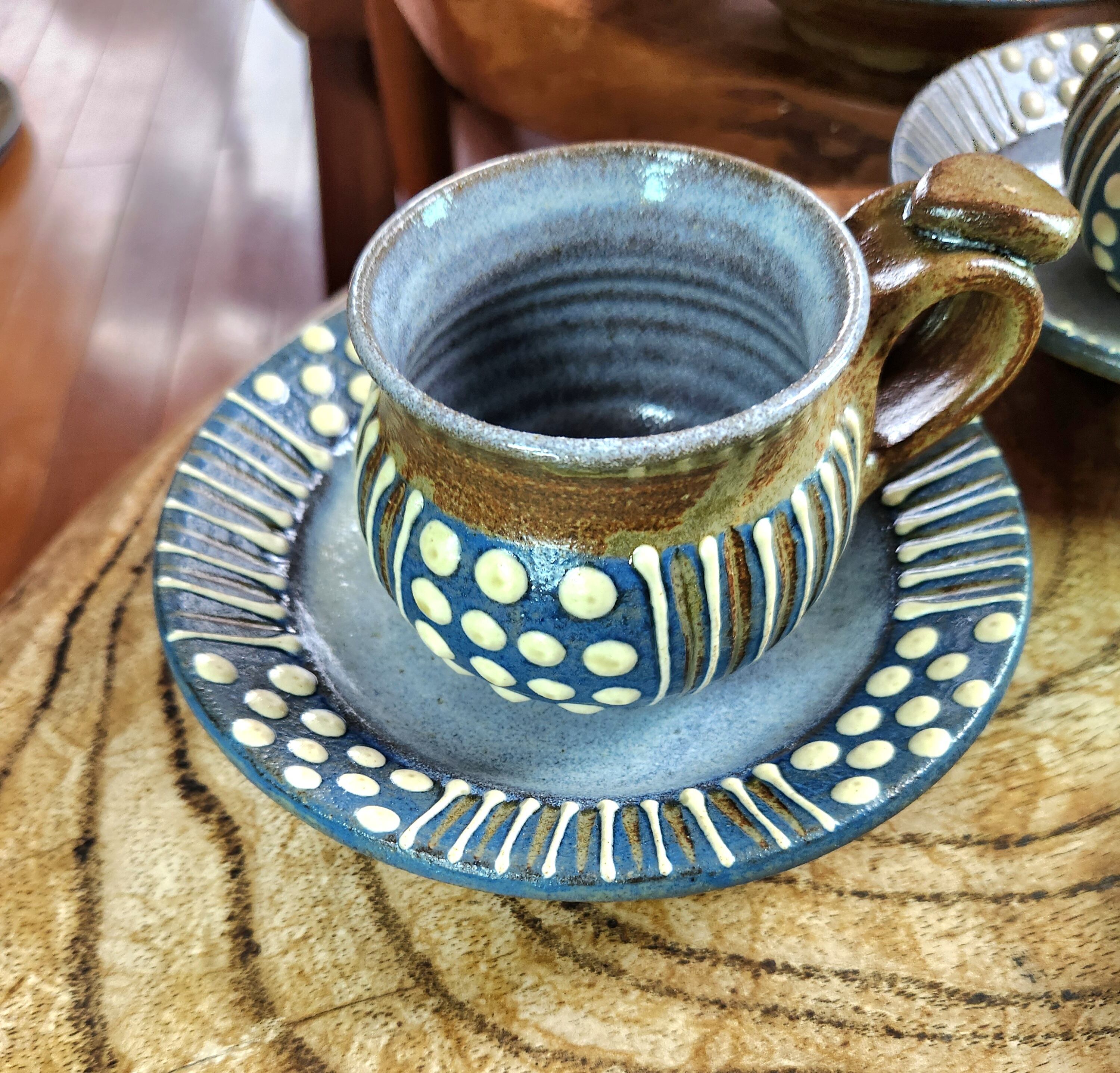 ドットとストライプのコーヒーカップ&ソーサー | 陶芸工房かみや公式