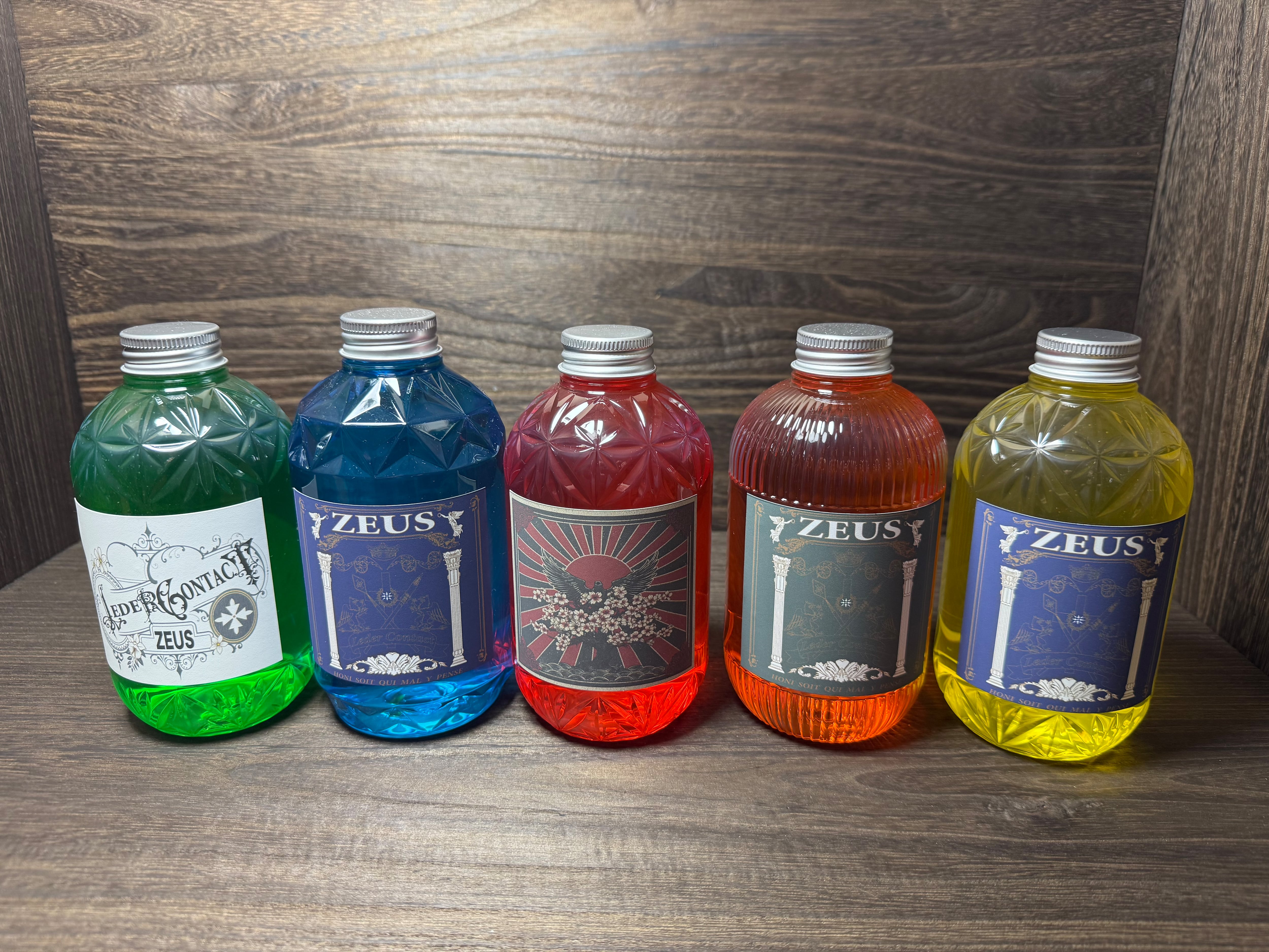 専用　レダーコンタクト　LEDERCONTACT ZEUS ゼウス 12月28日20時より販売 冬型ZEUS(ゼウス) 545ml 高濃度カーシャンプー