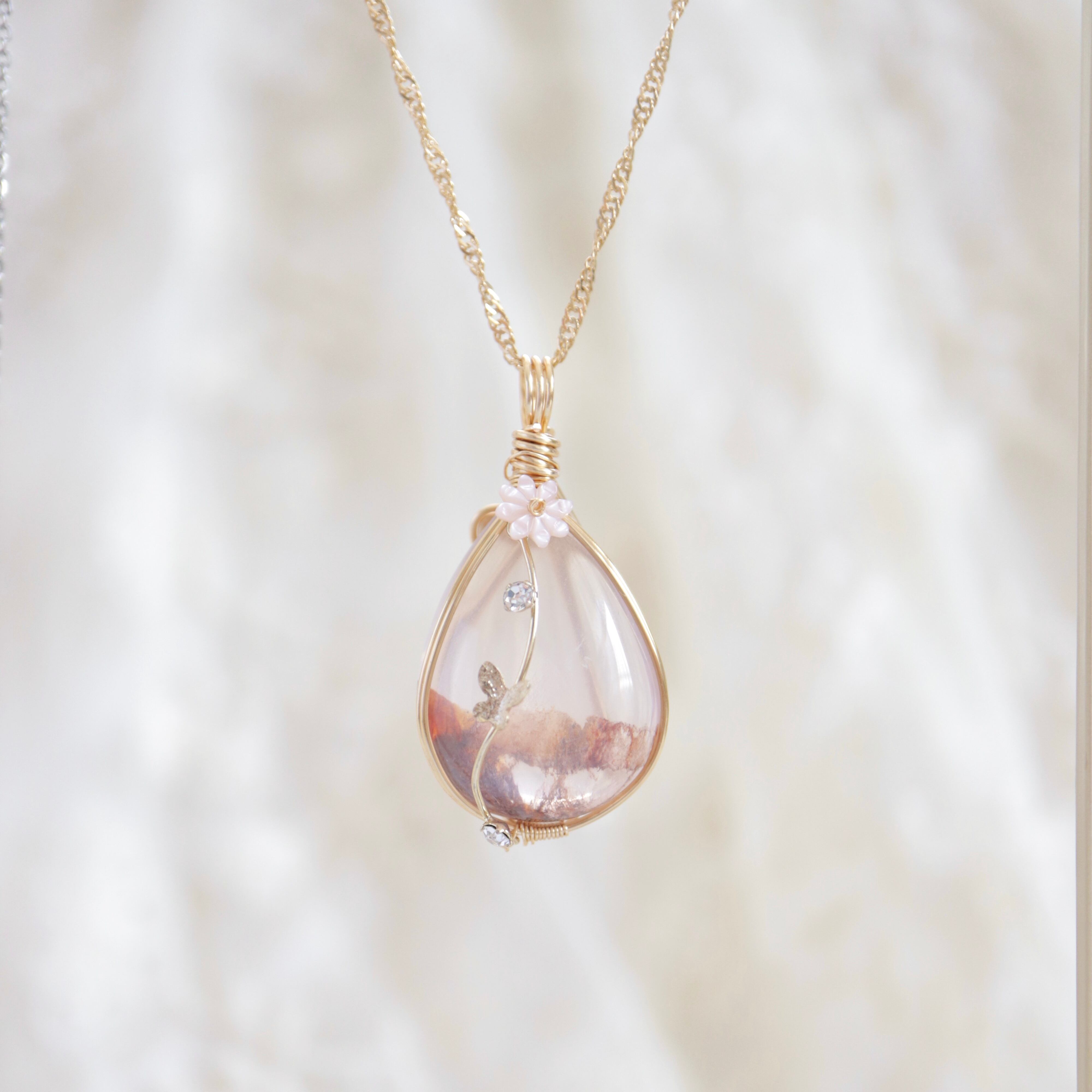 1点もの ライモナイトインローズクォーツ ワイヤーラッピング