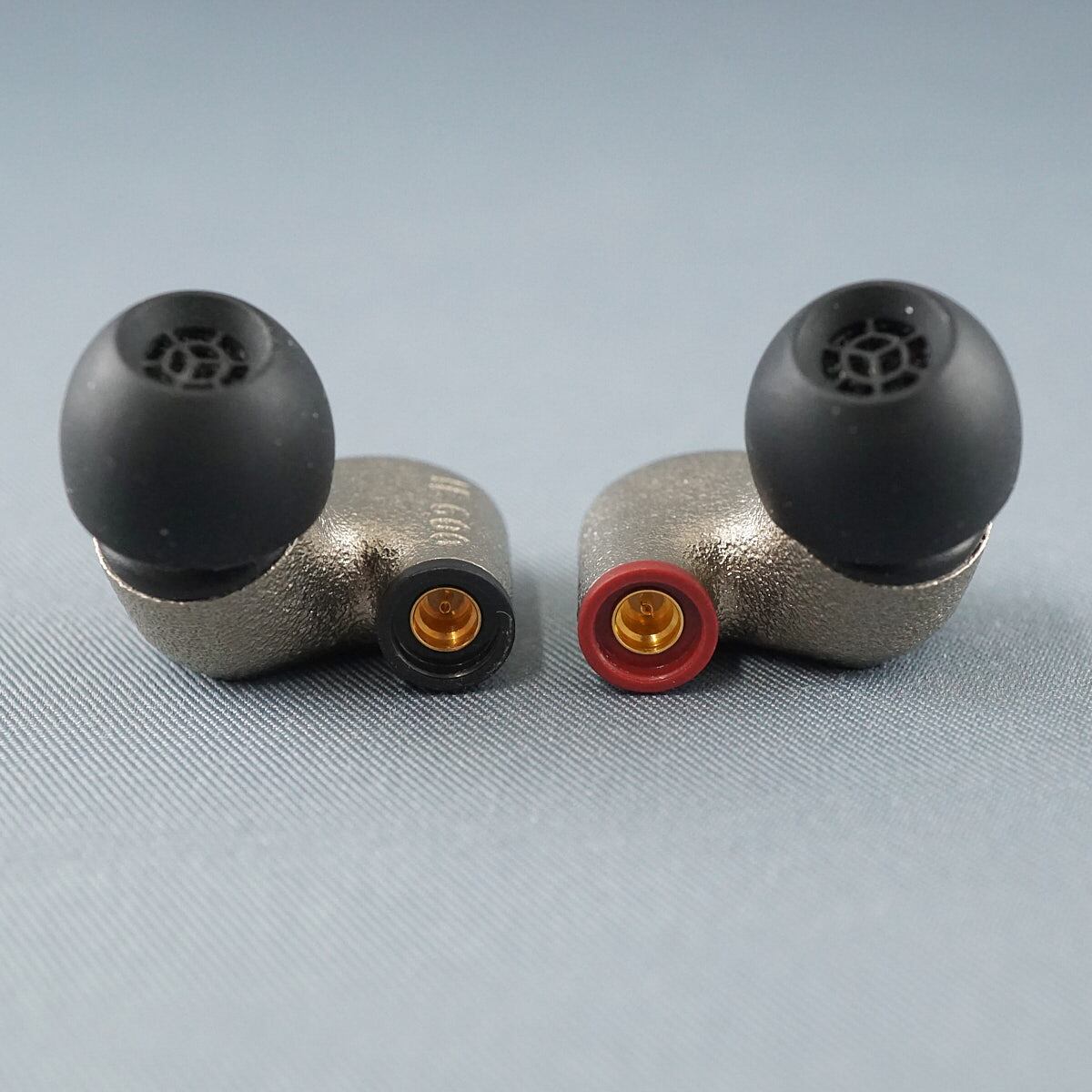 SENNHEISER IE600 有線イヤホン USED美品 本体+ケーブル+ケース 高音質