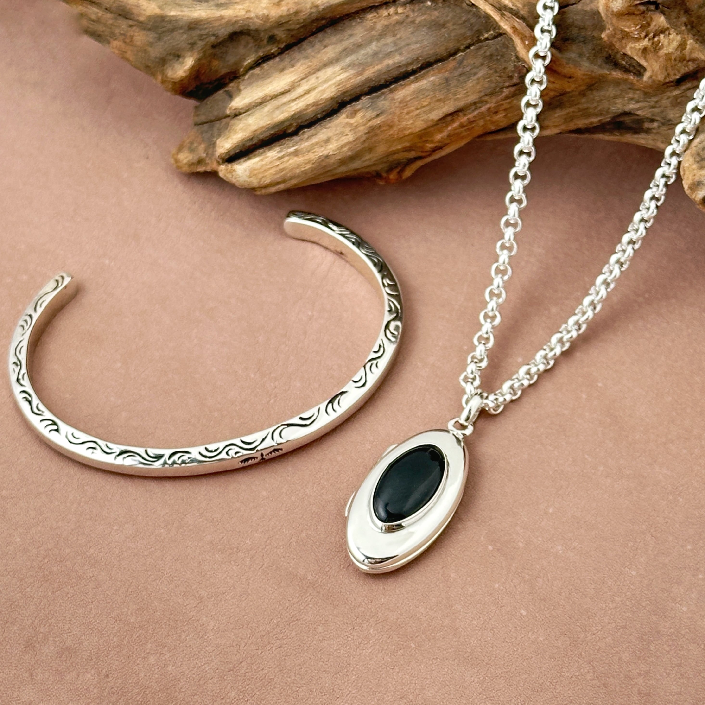 イーグル バングル | 【公式通販】鎌倉のシルバージュエリー専門店