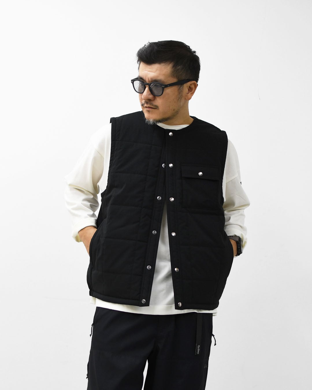 未使用 ノースフェイス メドウウォームベスト　　メンズL 黒 NY82530 THE NORTH FACE（ザ ノースフェイス） 【正規品/即日発送】 メドウ