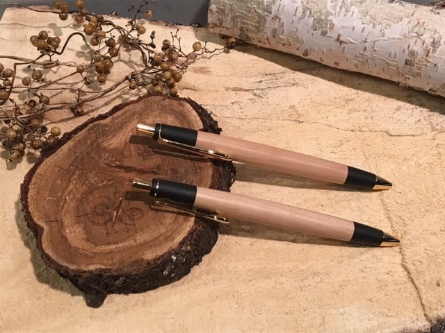 ＊1月販売「匠」筆記具シリーズ　木軸ペン　リンゴ