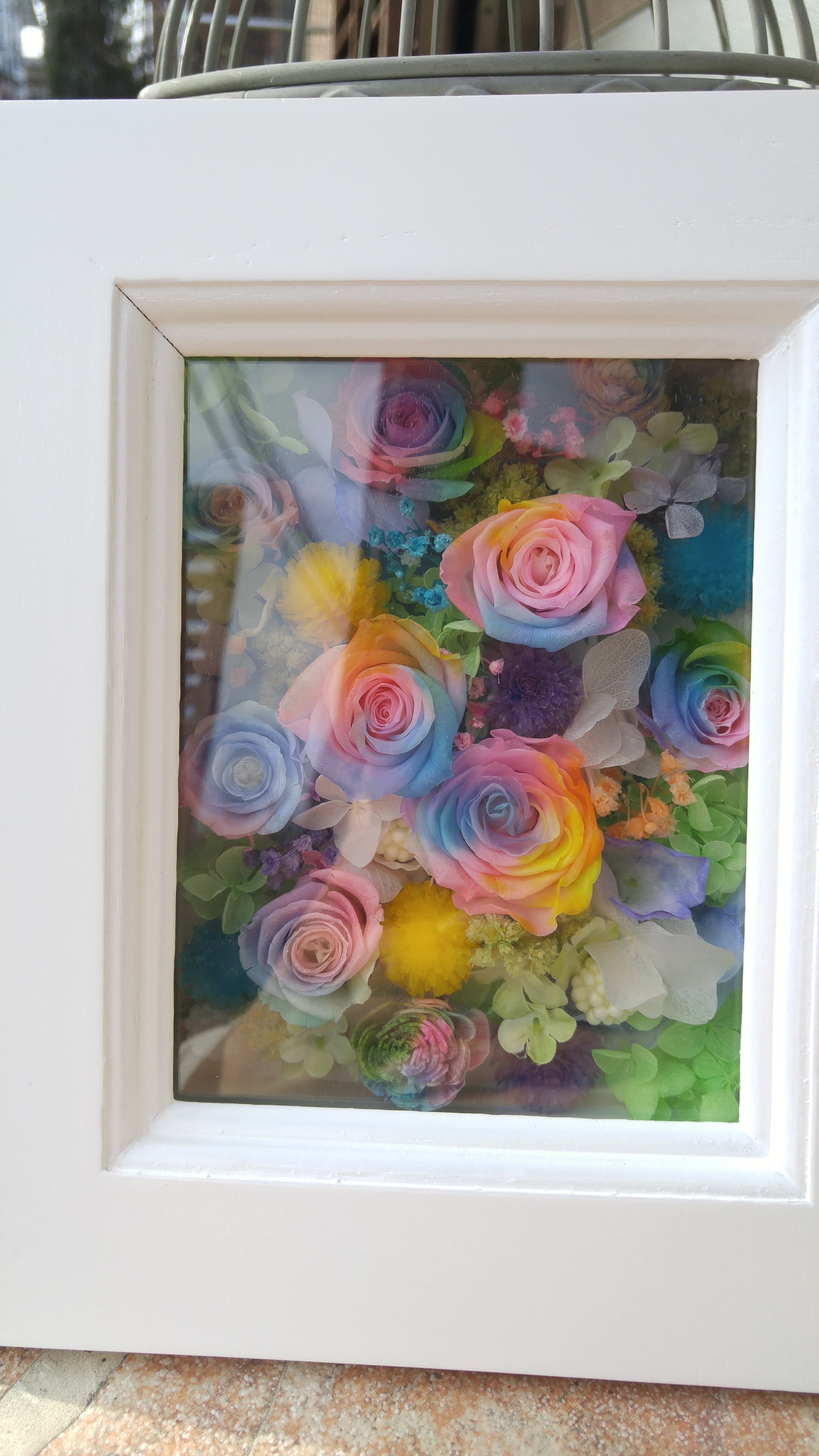 レインボーフラワー | 優しい色のレインボーローズ・プリザーブド