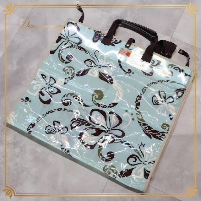 フラダンス 小物 ガーメントバッグ ブルー系 Aunty Hala Kahiki バッグ 花柄 プルメリア柄 カヒコ柄 ビニール素材 かわいい 華やか 明るい 水色 ベージュ 白 茶 ハワイアン アロハ ハワイアンプリント レッスン 大きめ 軽量 収納 便利 フラダンス 小物 ガーメントバッグ ブルー系 Aunty Hala Kahiki バッグ 花柄 プルメリア柄 カヒコ柄 ビニール素材 かわいい 華やか 明るい 水色 ベージュ 白 茶 ハワイアン アロハ ハワイアンプリント レッスン 大きめ 軽量 収納 便利