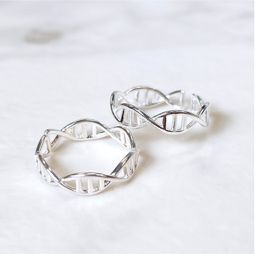 【 DNA シルバー リング 】1個 指輪 調整可能 科学 サイエンス 化学 デオキシリボ核酸 二重らせん構造 シンプル アクセサリー ジュエリー ファッション 小物 プレゼント ギフト ご褒美 自分用 普段着 普段使い 通学用 通勤用 旅行 パーティー イベント デート ディナー