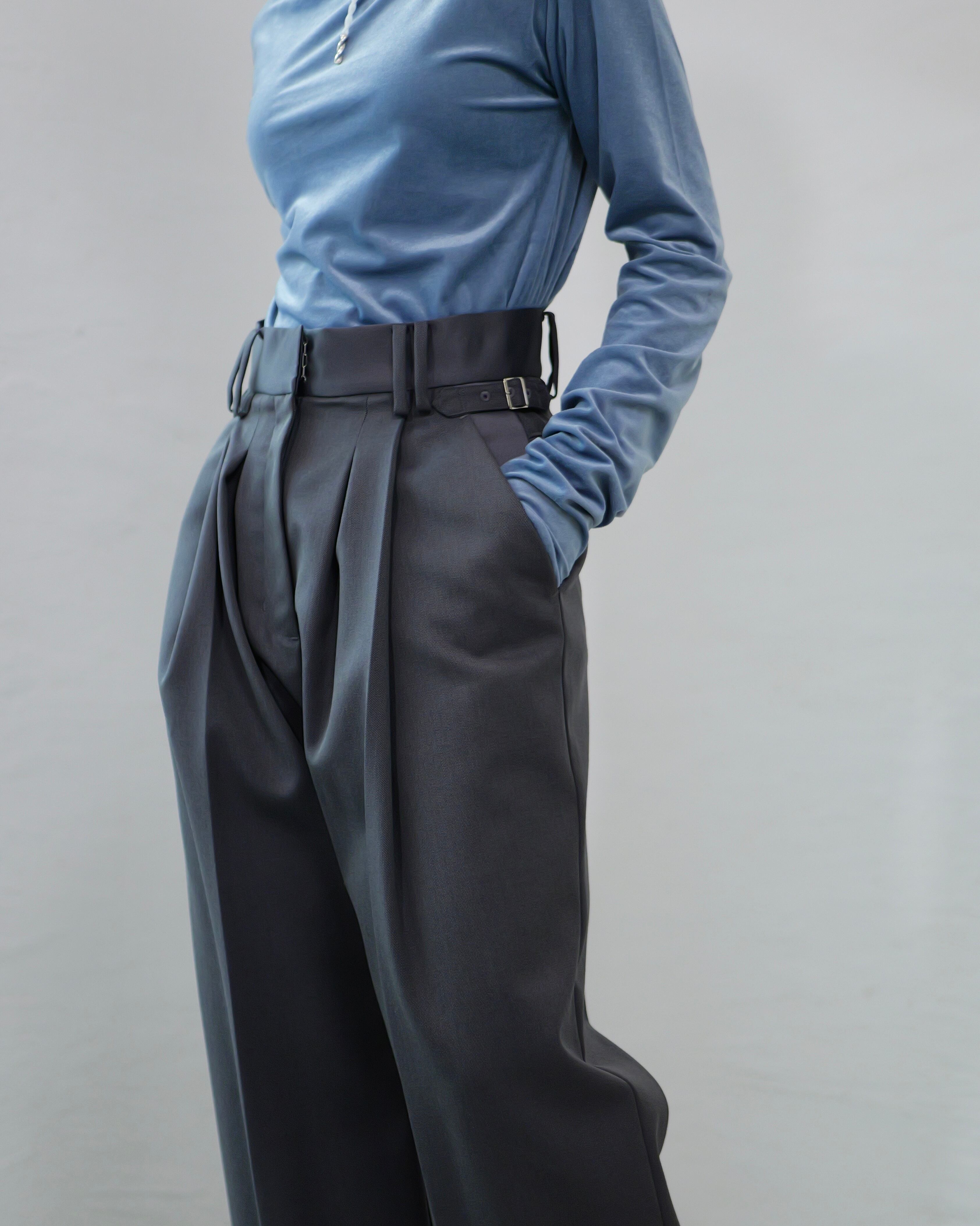 RITSUKO KARITA - Satin tuck slacks〔plain〕 ：Purple gray｜サテン