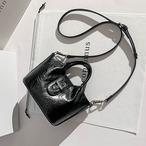 glossy faux leather mini bag / l0460