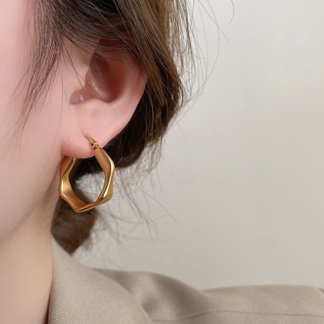 マットゴールドフープピアス　201463
