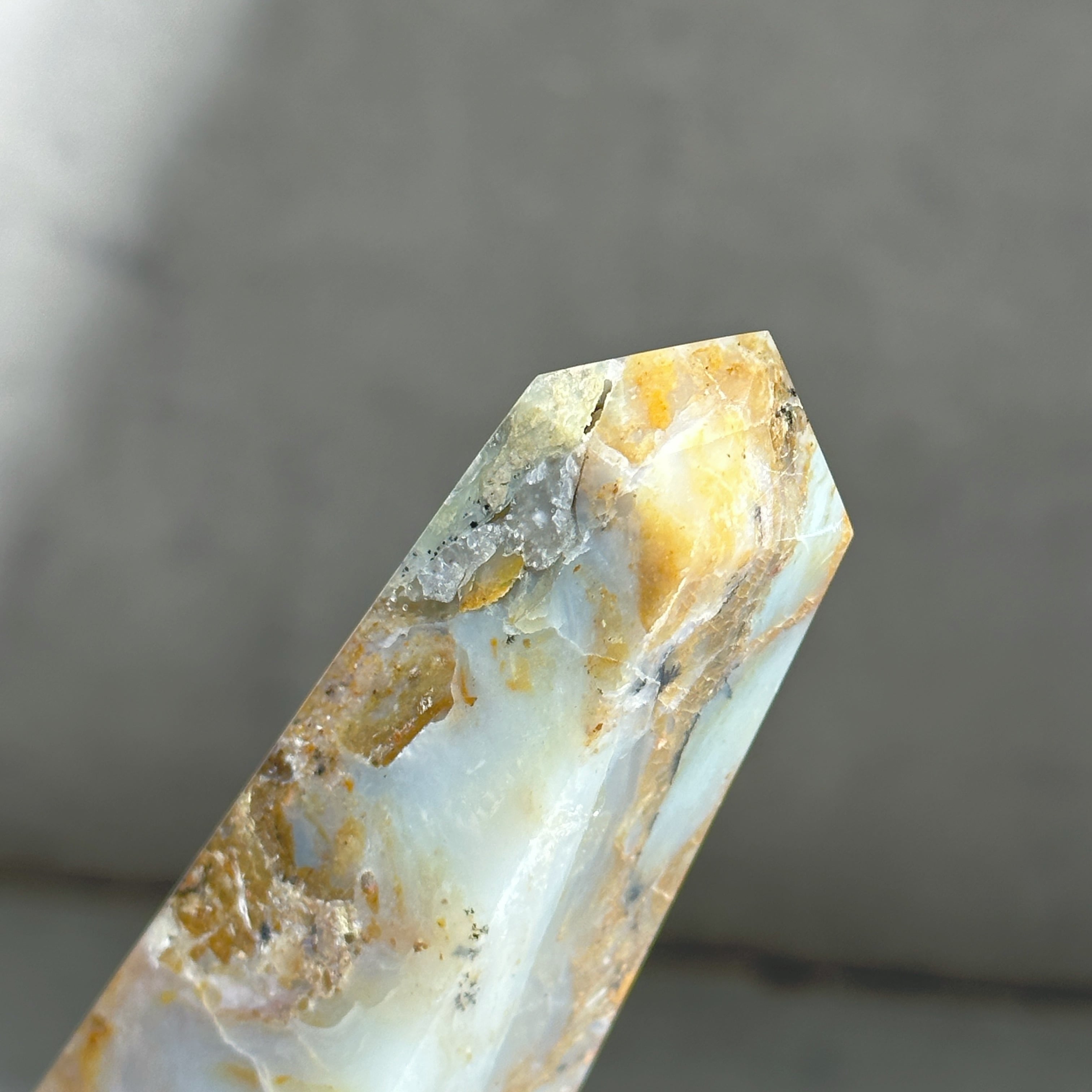 アンデスオパール タワー型11◇ Anden Opal ◇ 天然石・鉱物