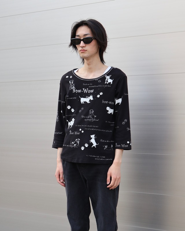 cuffed boat neck dog Tee