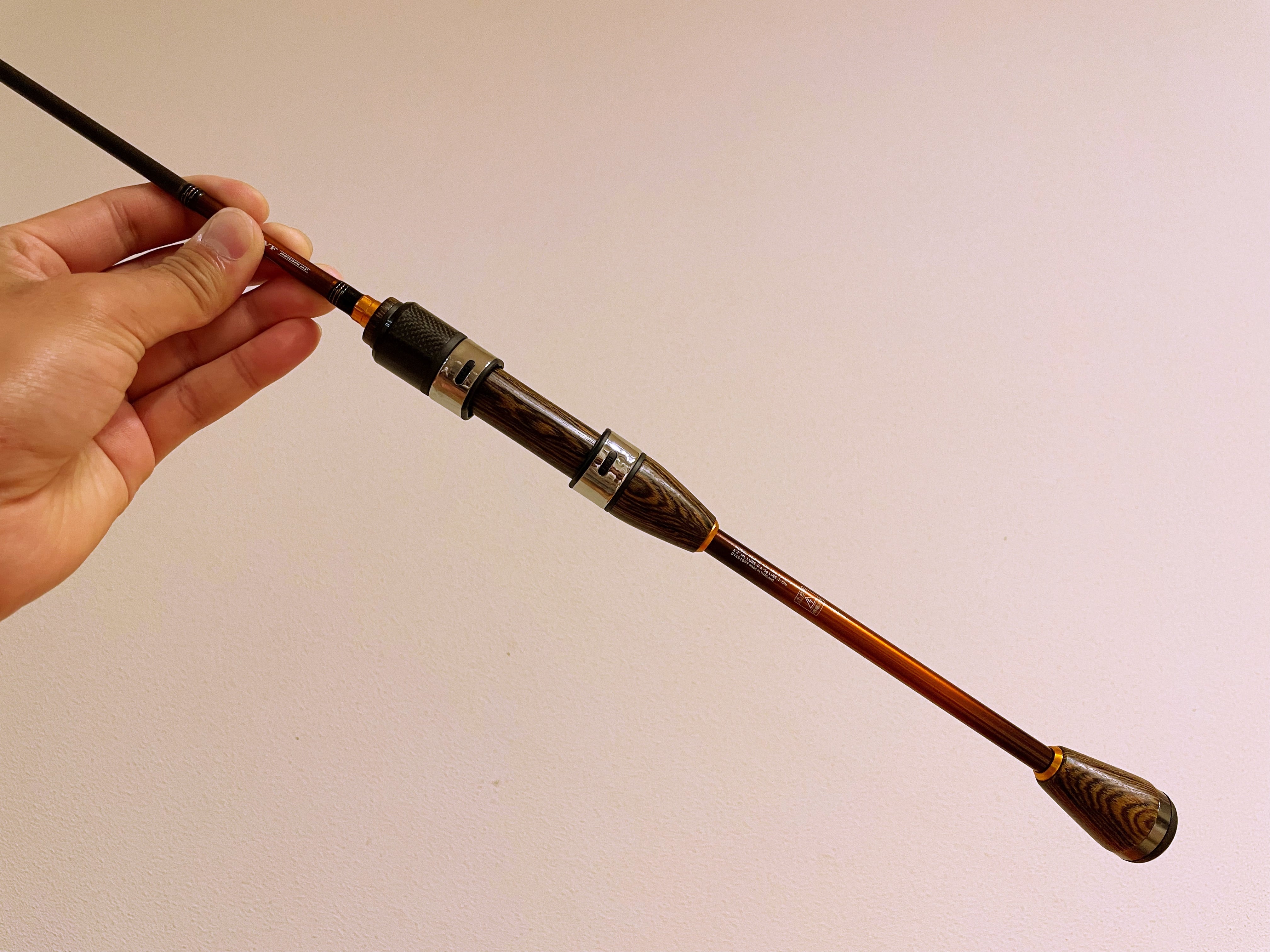 フィッシュマン　ビームス710MH フォアグリップ交換 フィッシュマン ビームス710MH フォアグリップ交換